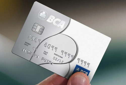 8. Kartu Kredit BCA Everyday Card