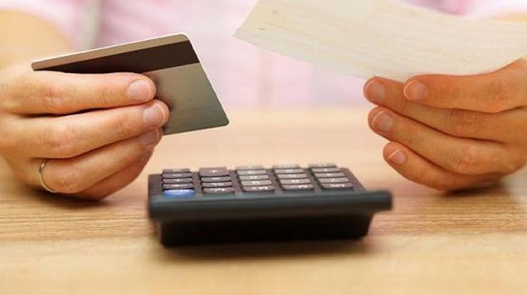Tips Hindari Bunga Kartu Kredit